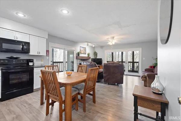 $189,900 | 9393 South Pointe Retreat Drive, Bloomington, IN 47401