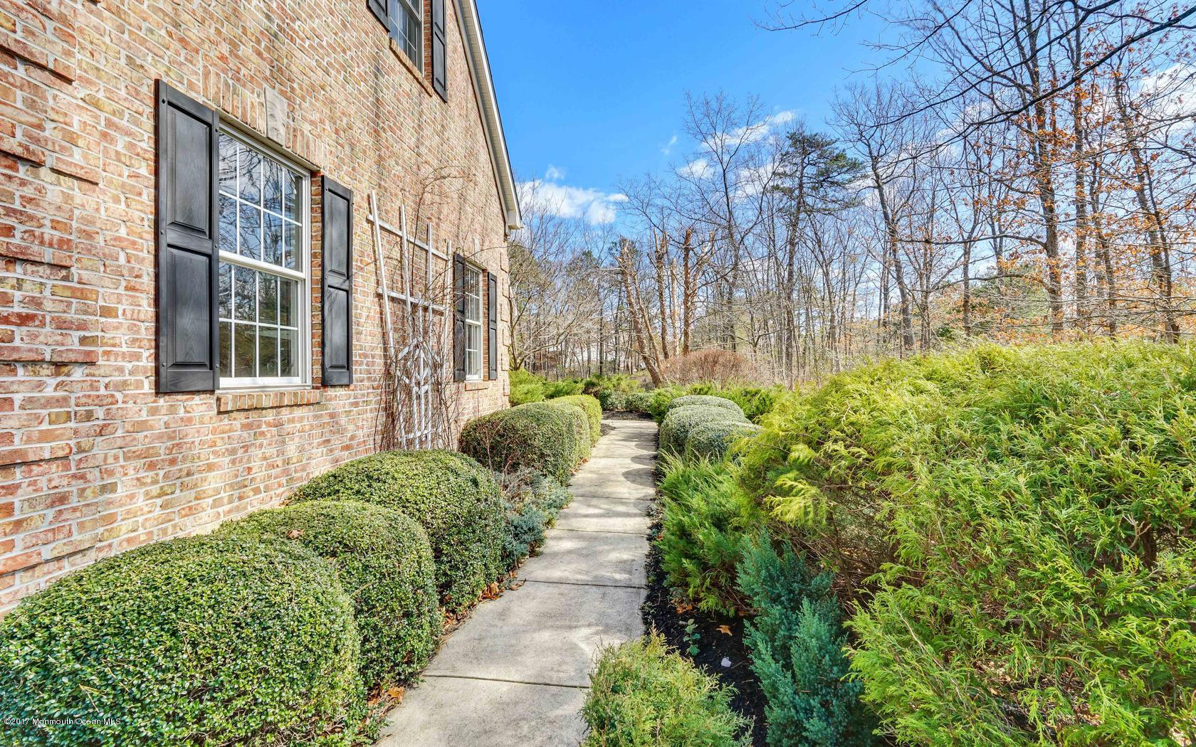 108 Savannah Road Jackson, NJ 08527 - Photo 12 of 68 12