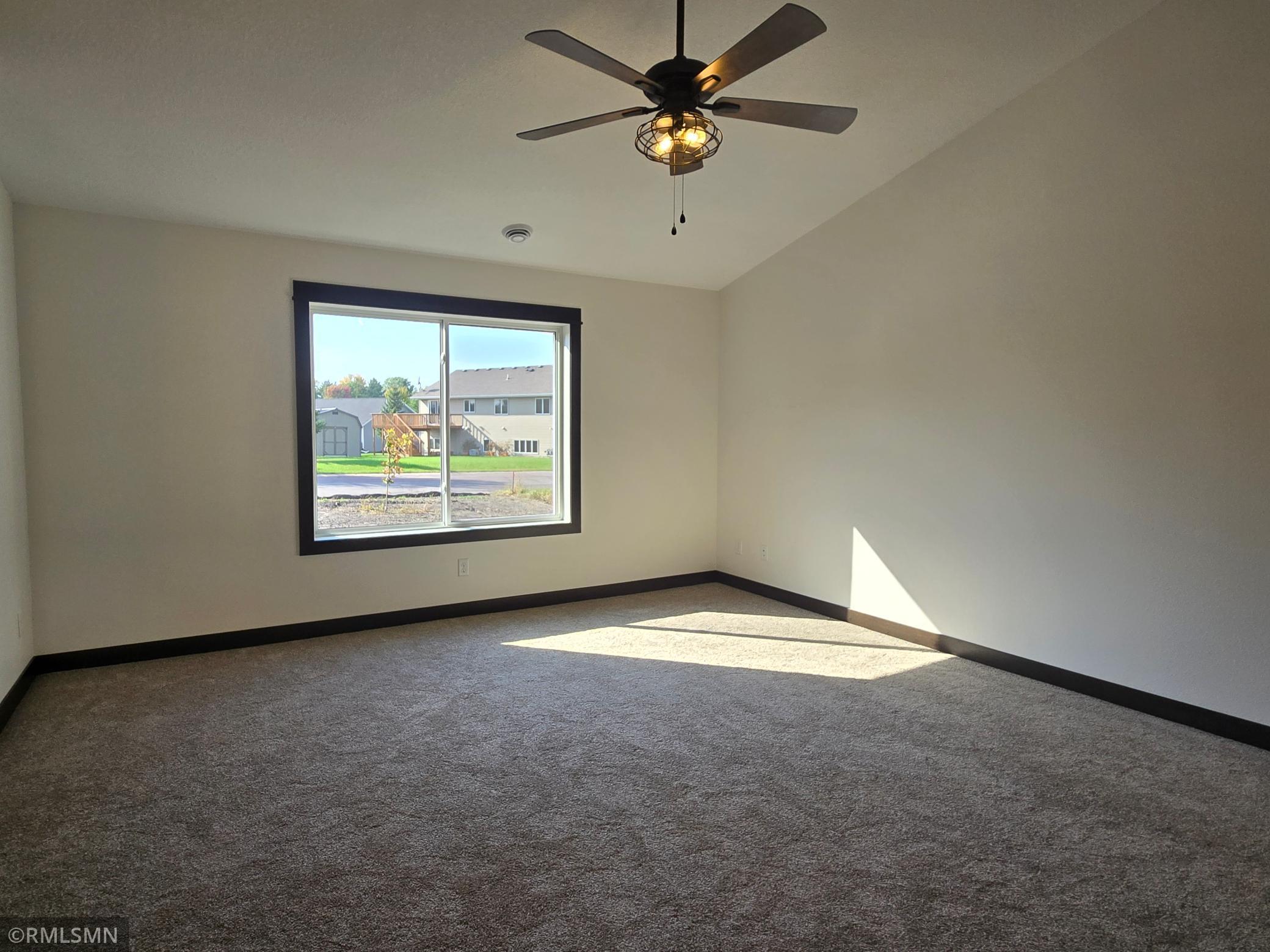 630 Cedar Ridge Avenue Le Center, MN 56057 - Photo 11 of 25