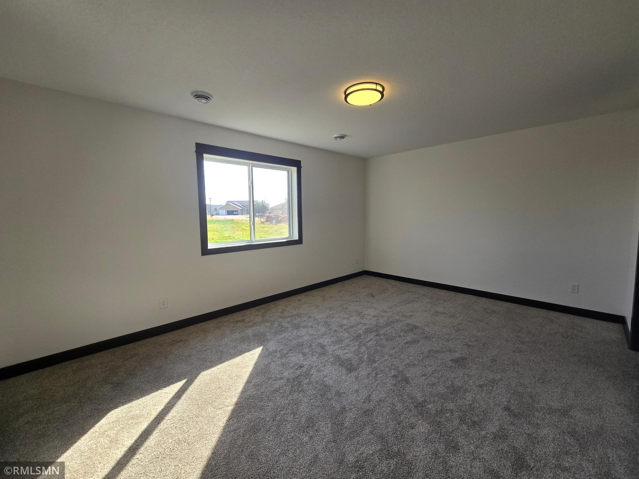 630 Cedar Ridge Avenue Le Center, MN 56057 - Photo 19 of 25