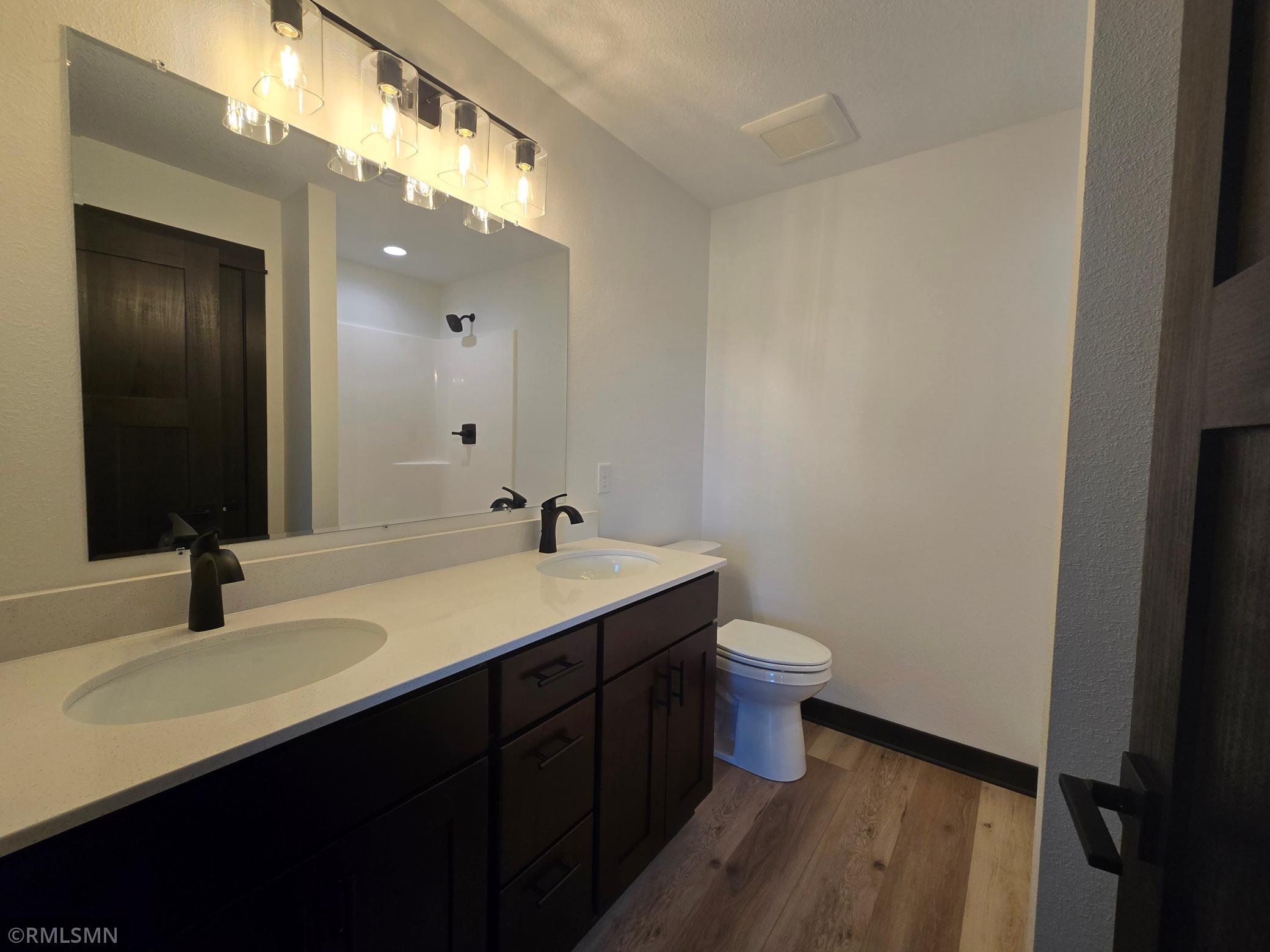 630 Cedar Ridge Avenue Le Center, MN 56057 - Photo 22 of 25