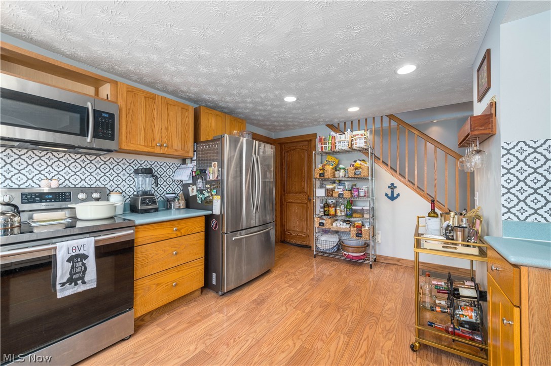 686 Perry Street Vermilion, OH 44089 - Photo 16 of 49