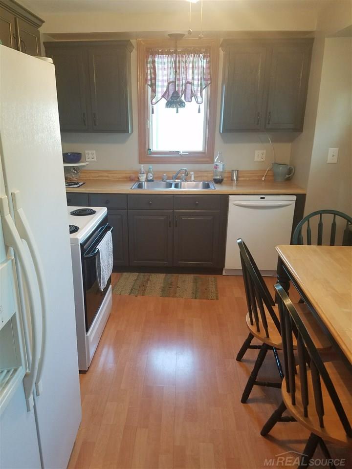 1876 Columbia Road Berkley, MI 48072 - Photo 15 of 15