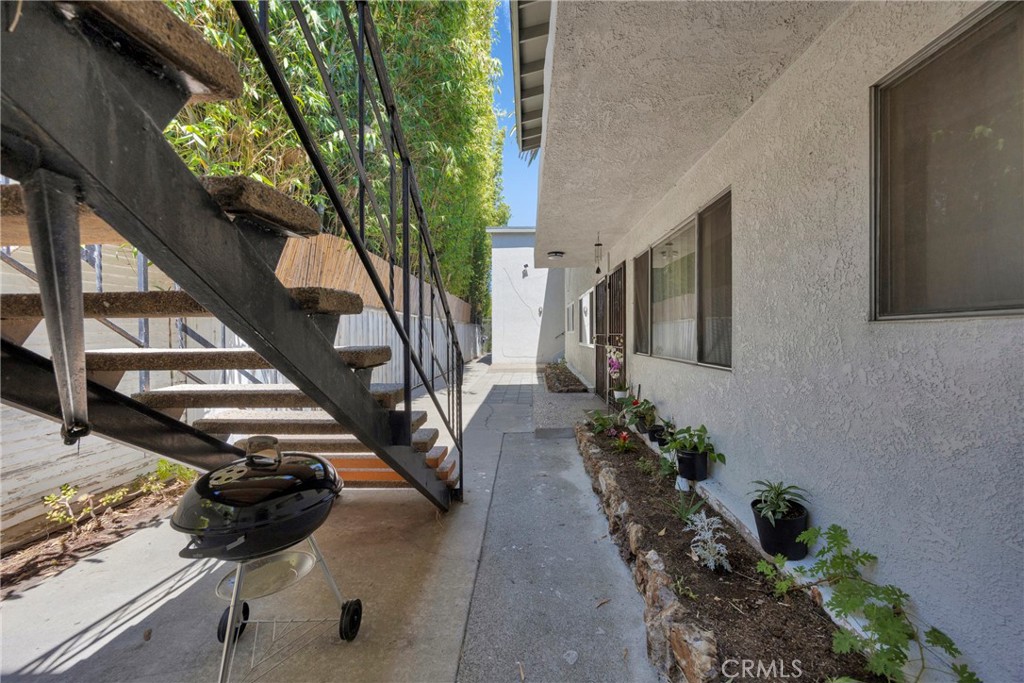925 Cherry Long Beach, CA 90813 - Photo 19 of 21