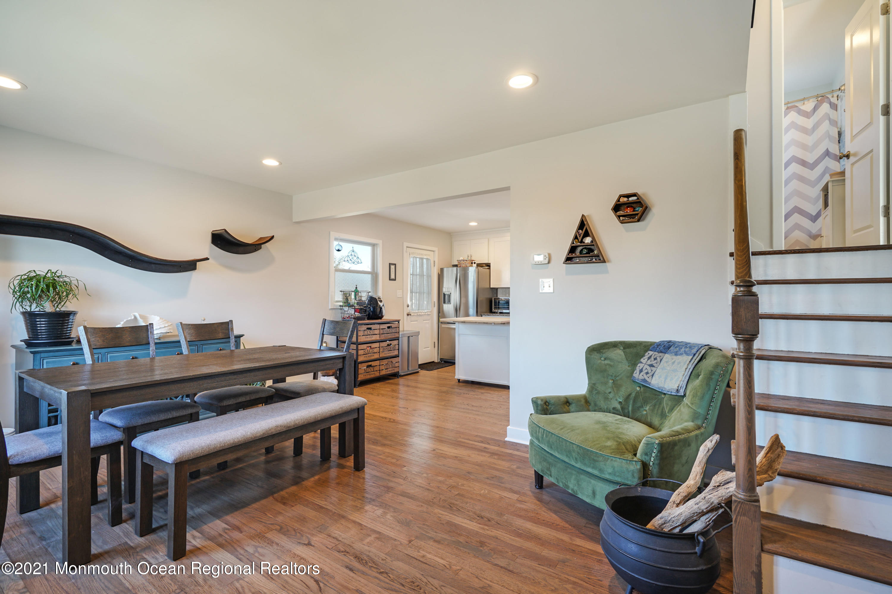 88 Ridge Terrace Neptune City, NJ 07753 - Photo 4 of 23 010_dsc05708