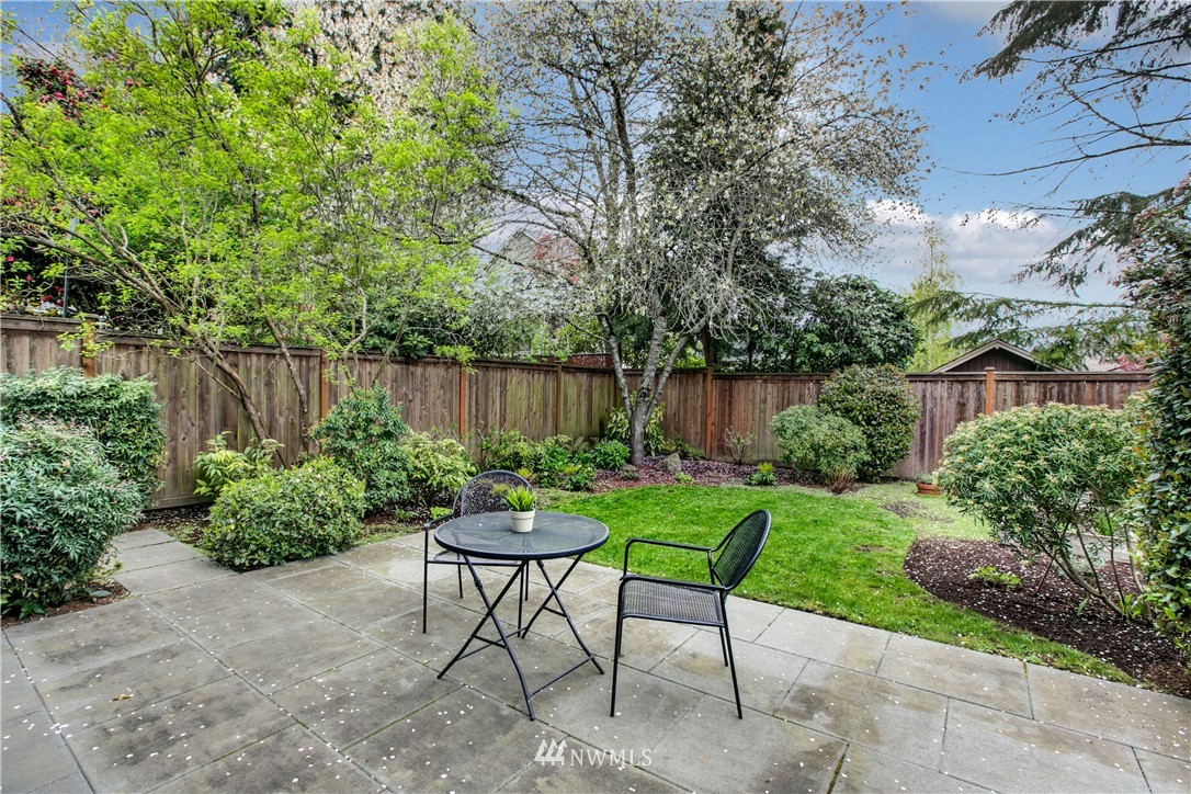 342 North 76th Street Seattle, WA 98103 - Photo 14 of 15