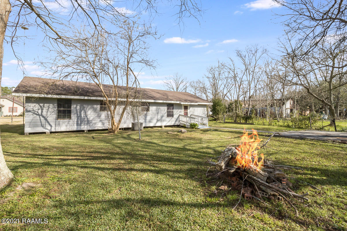 324 Tony Road Church Point, LA 70525 - Photo 15 of 15 324 Tony Road Rear view of the home