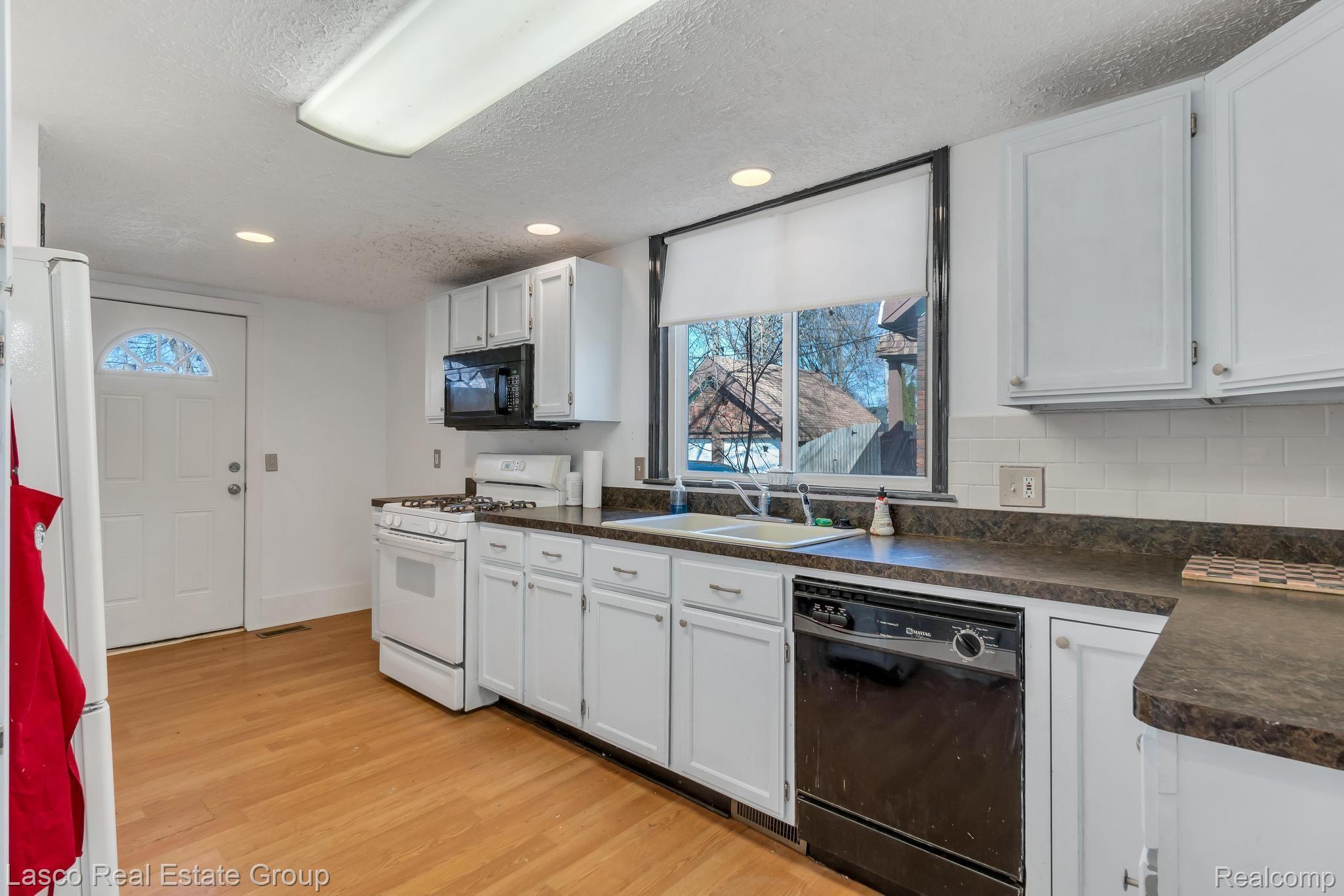 184 Cherokee Road Pontiac, MI 48341 - Photo 25 of 28 Gallery Image 25
