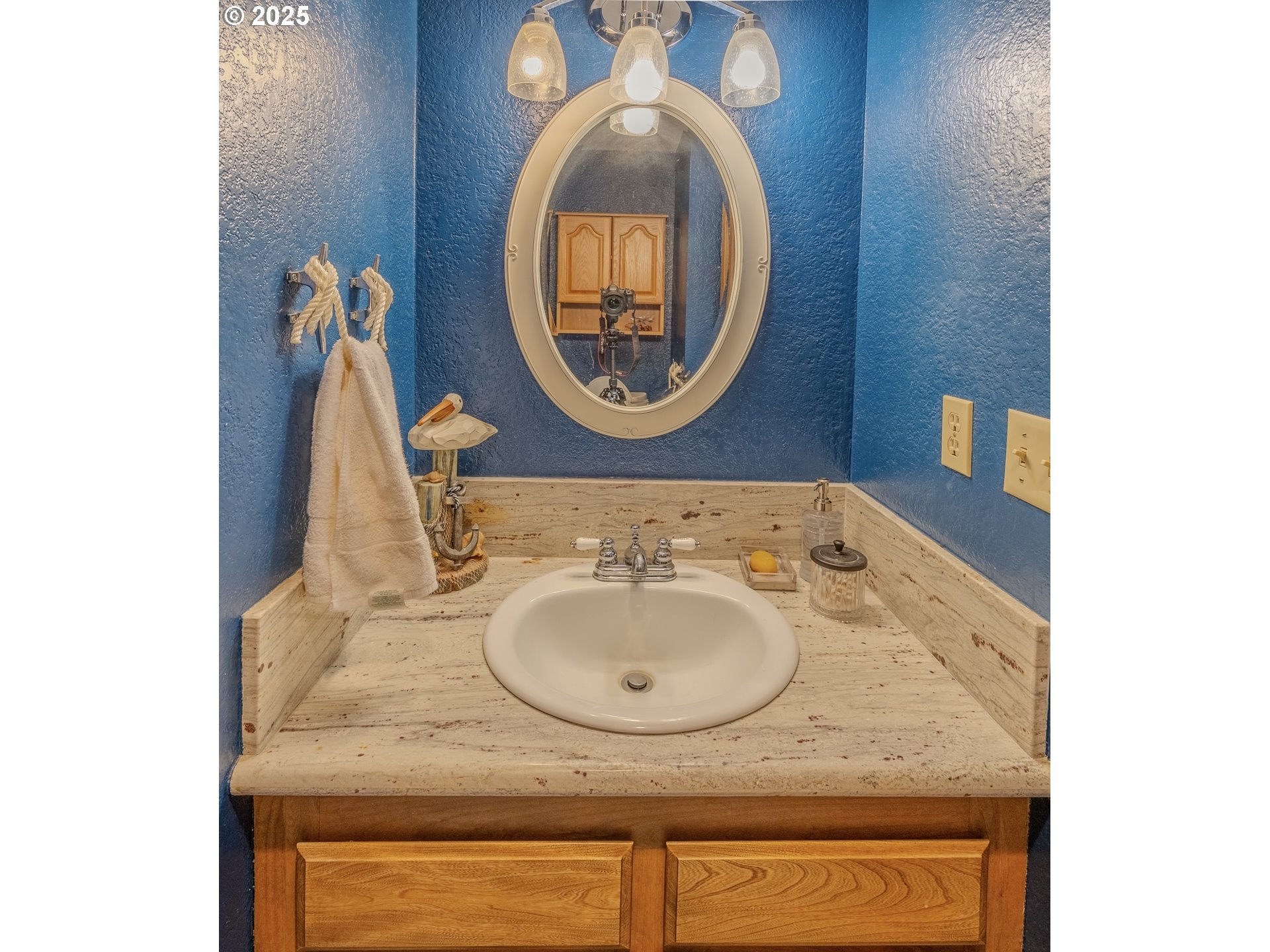 43605 Highway 38, Unit 41 Reedsport, OR 97467 - Photo 15 of 37 Attached Bathroom #1