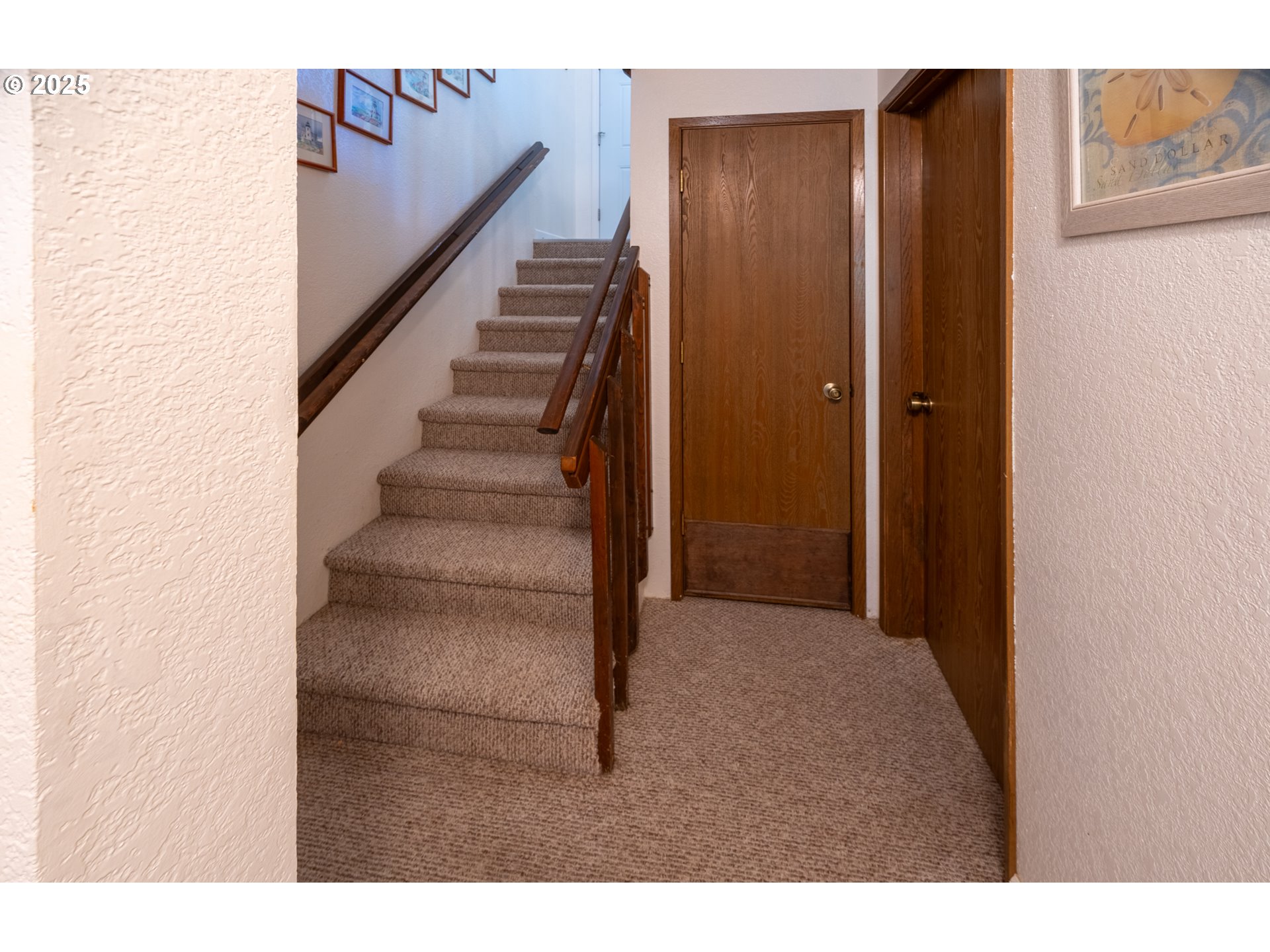 43605 Highway 38, Unit 41 Reedsport, OR 97467 - Photo 18 of 37 Staircase