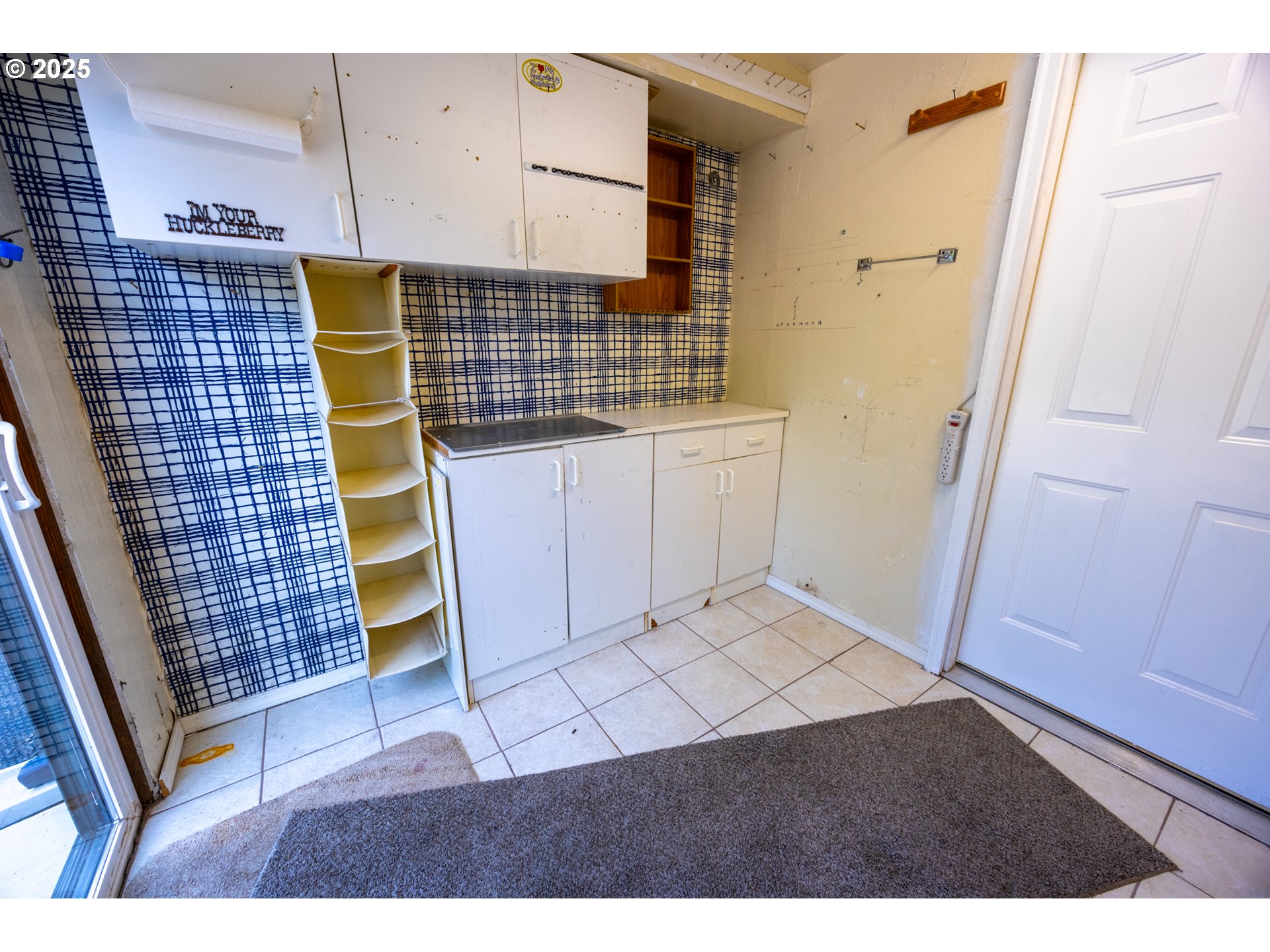 43605 Highway 38, Unit 41 Reedsport, OR 97467 - Photo 29 of 37 Workshop