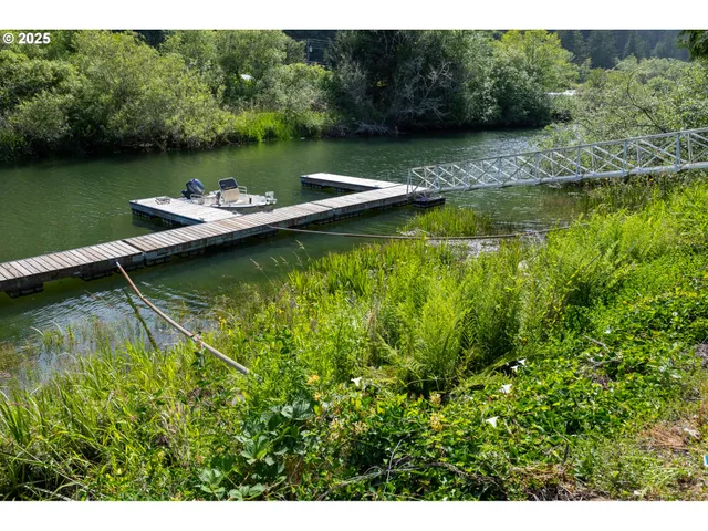 $249,000 | 43605 Highway 38, Unit 41, Reedsport, OR 97467