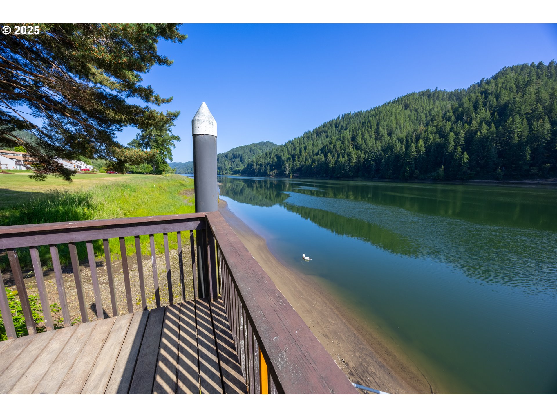 43605 Highway 38, Unit 41 Reedsport, OR 97467 - Photo 37 of 37 River Access