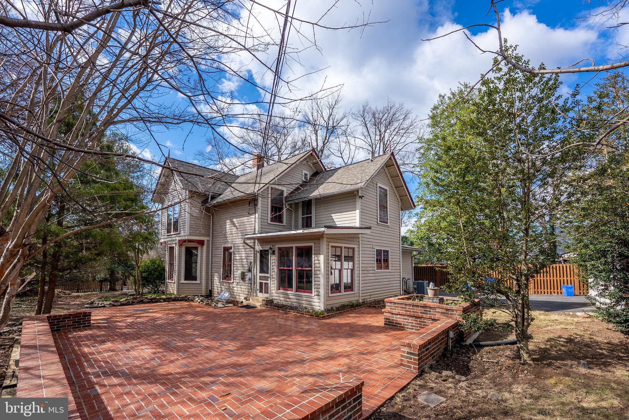 2201 Salisbury Road Silver Spring, MD 20910 - Photo 2 of 28