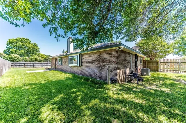 $2,050 | 451 Hancock Court, Fort Worth, TX 76108