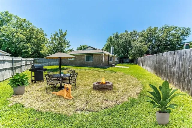 $2,050 | 451 Hancock Court, Fort Worth, TX 76108