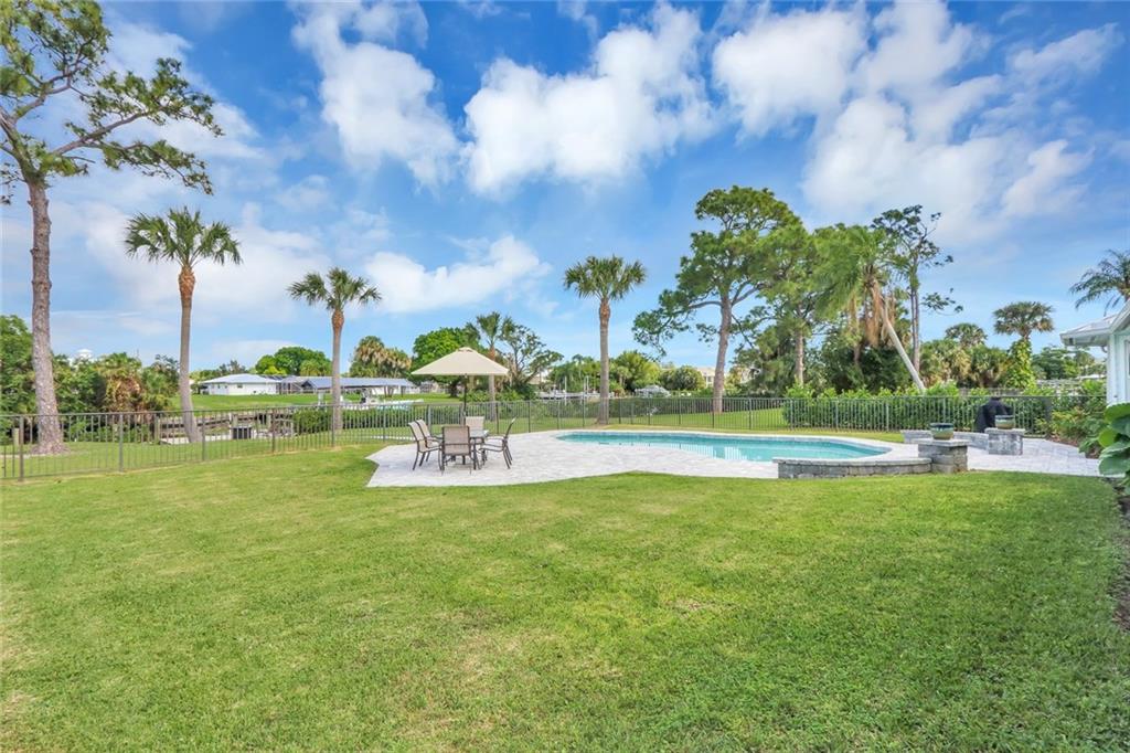 844 Northwest Spruce Ridge Drive Stuart, FL 34994 - Photo 42 of 48 Gallery Image 42