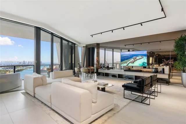 $7,350,000 | 1000 Biscayne Boulevard, Unit 3502, Miami, FL 33132