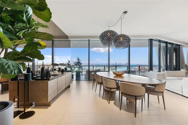$6,995,000 | 1000 Biscayne Boulevard, Unit 3502, Miami, FL 33132