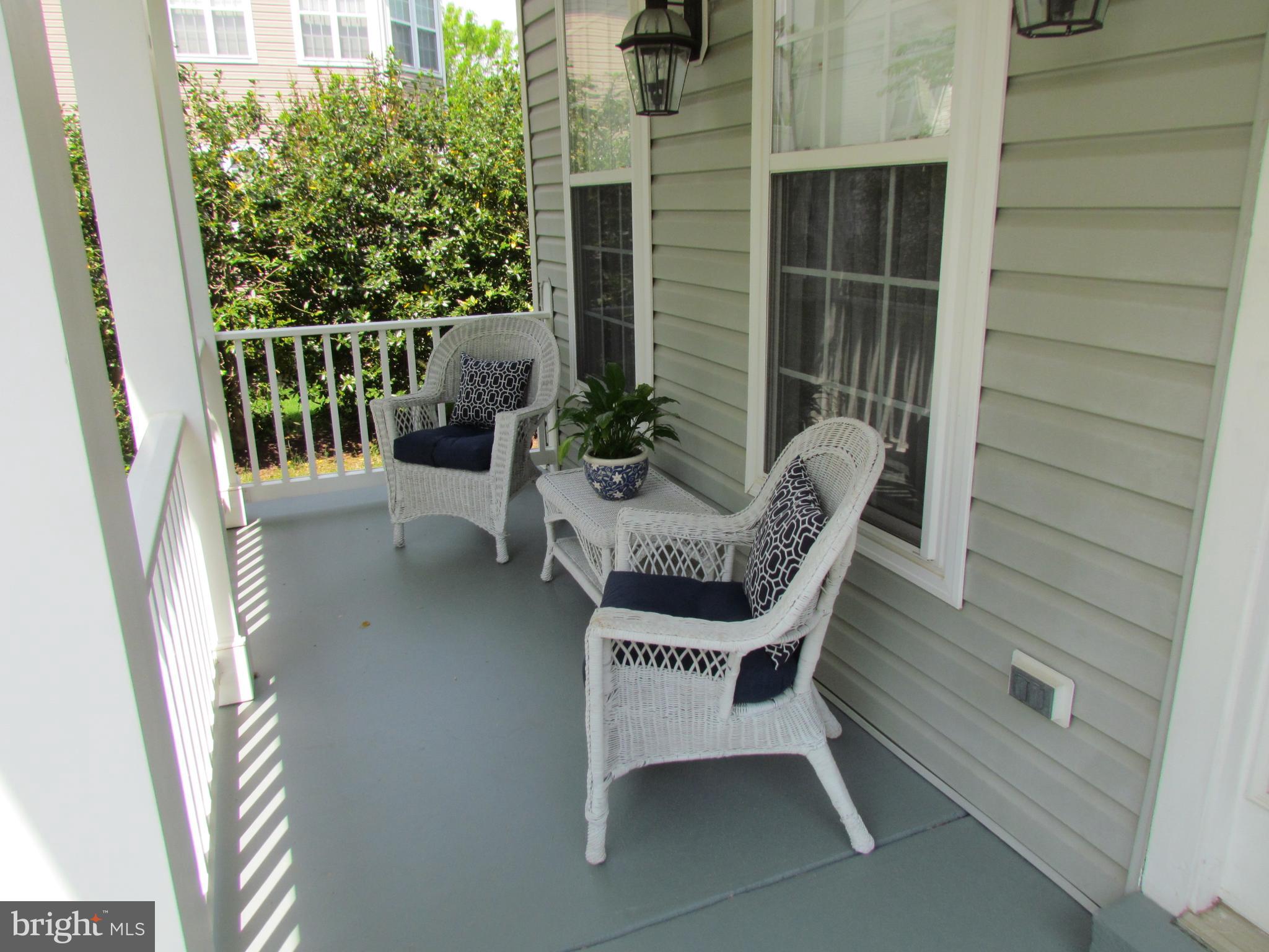21516 Inman Park Place Ashburn, VA 20147 - Photo 2 of 22 Welcoming Front Porch