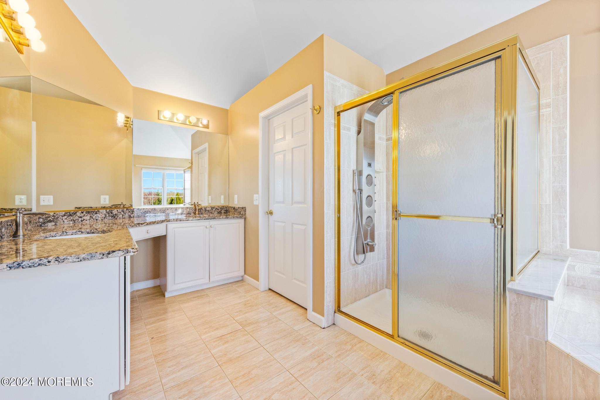 339 Rock Oak Road Freehold, NJ 07728 - Photo 32 of 55 339RockOak-38