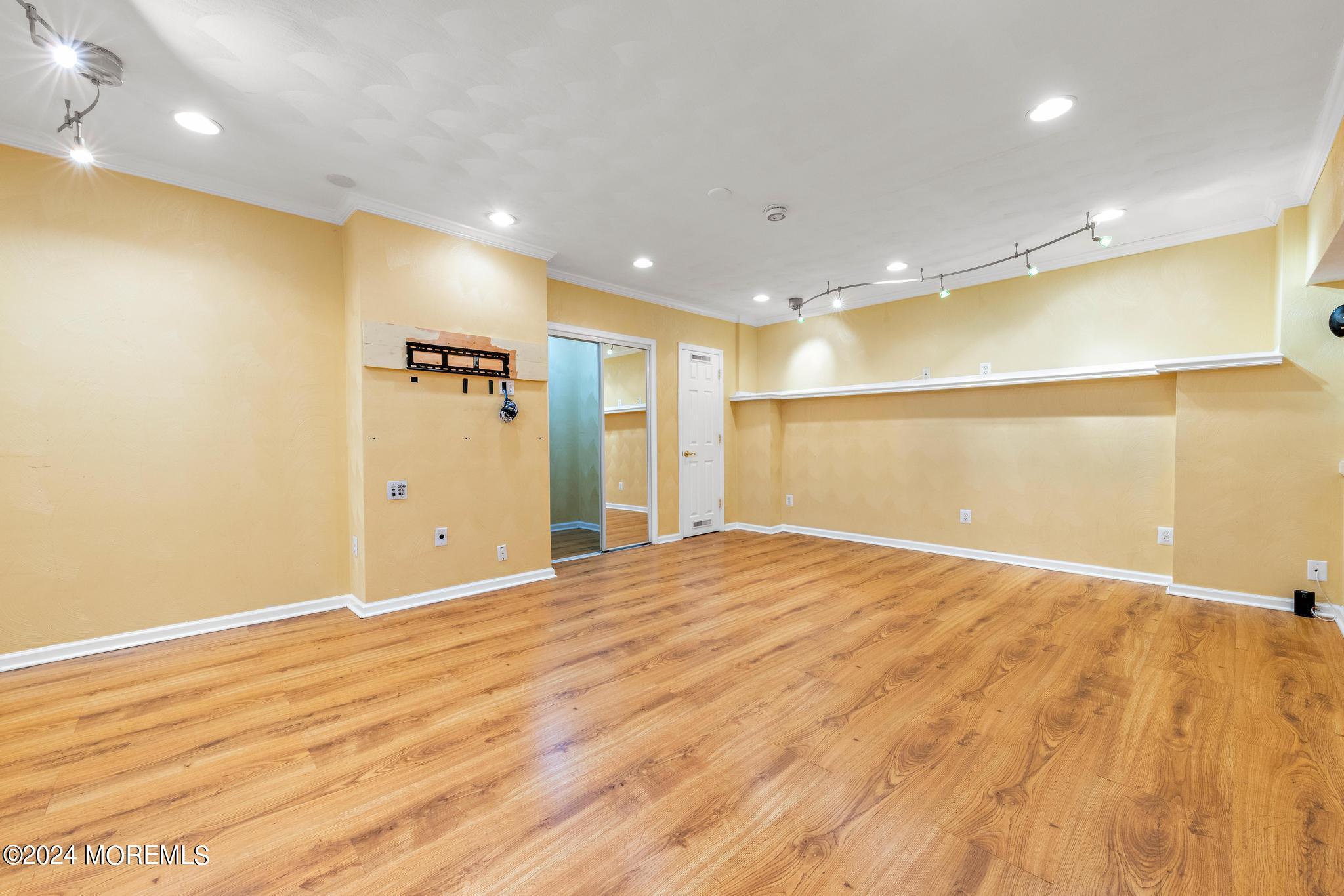 339 Rock Oak Road Freehold, NJ 07728 - Photo 39 of 55 339RockOak-45