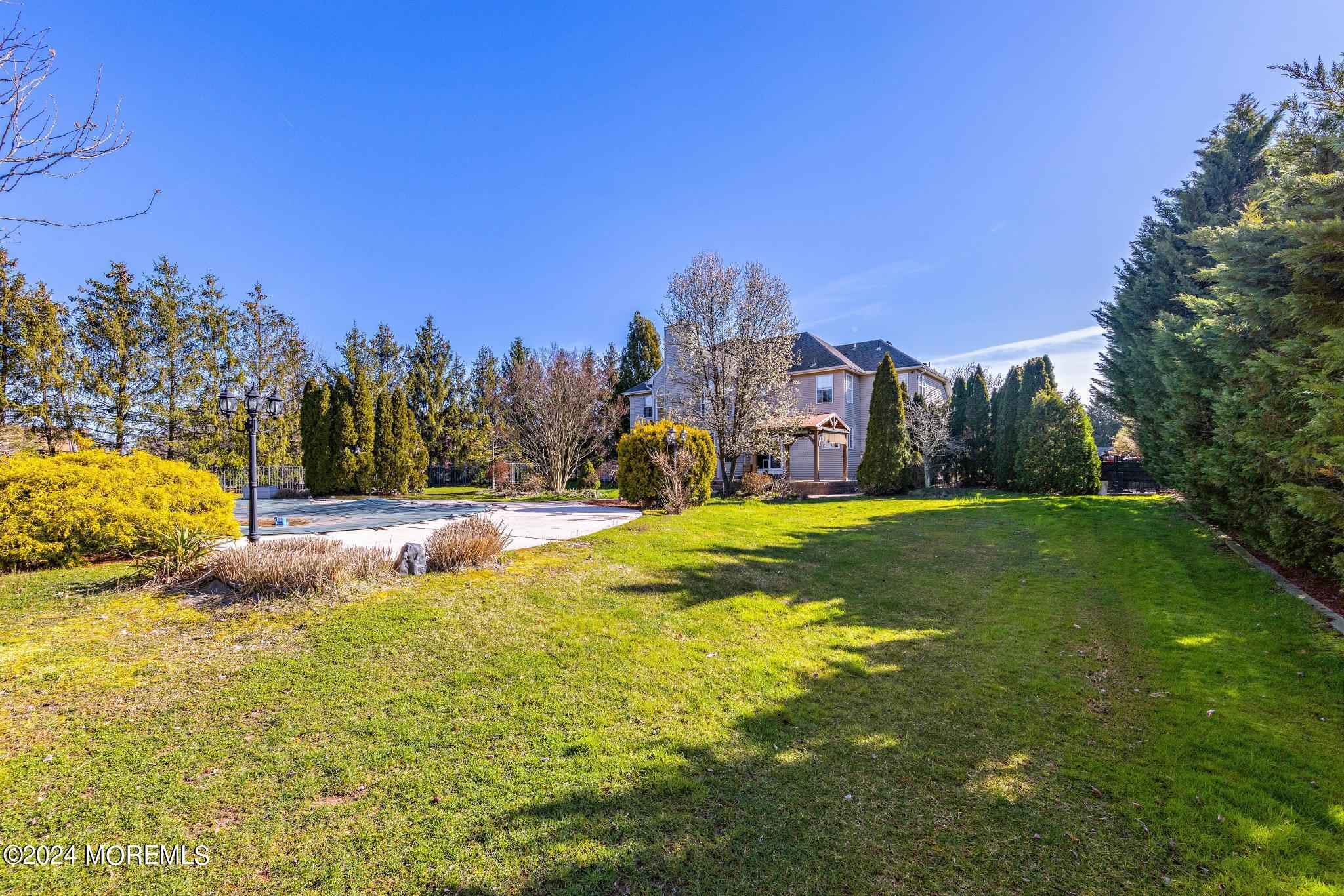 339 Rock Oak Road Freehold, NJ 07728 - Photo 47 of 55 339RockOak-54