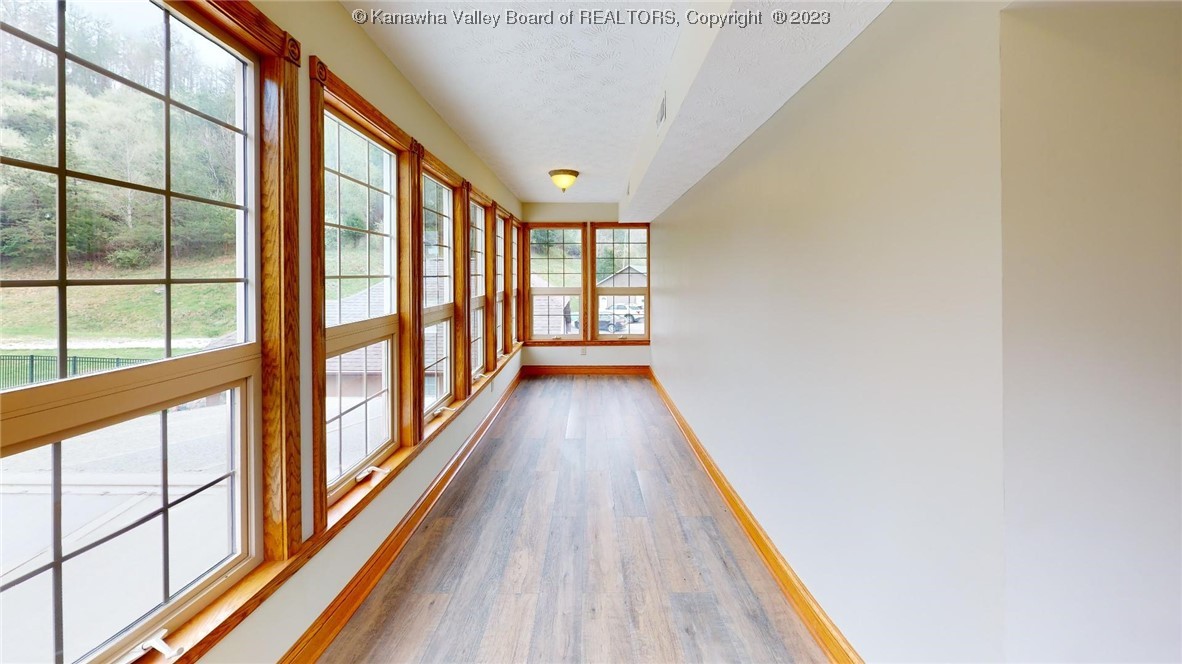 4131 Green Valley Road Huntington, WV 25701 - Photo 24 of 40 Gallery Image 24