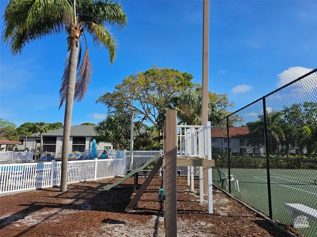 $3,500 | 4655 46th St Court West, Unit 103, Bradenton, FL 34210