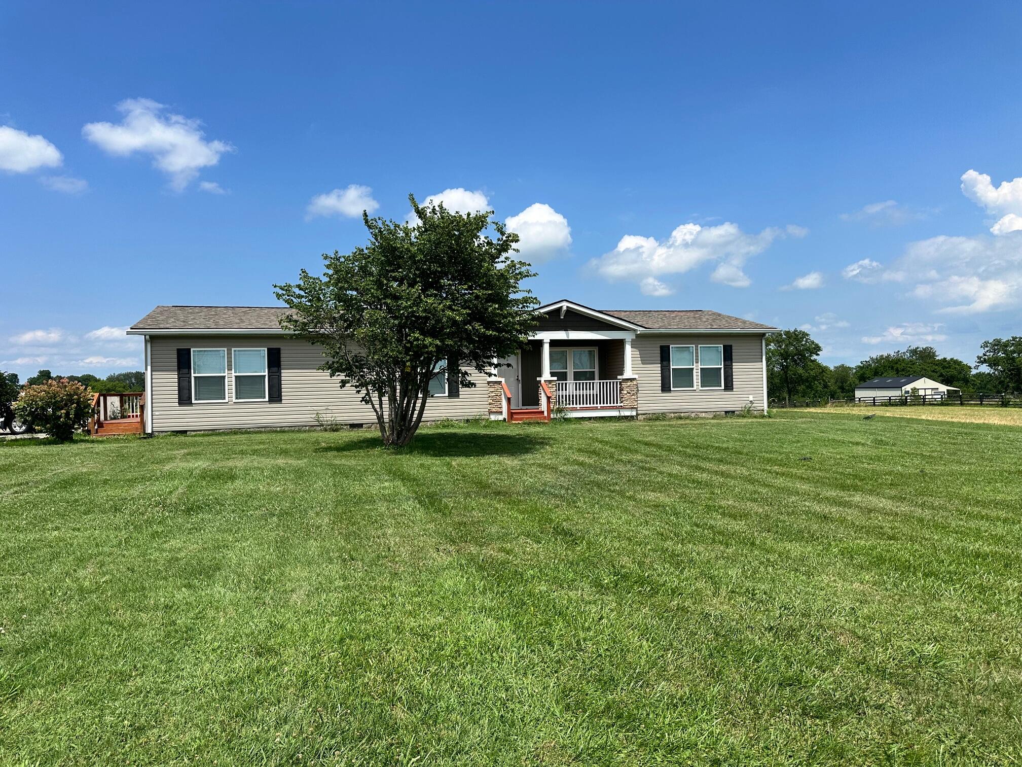 5223 Colby Road Winchester, KY 40391 - Photo 1 of 24 IMG_9953