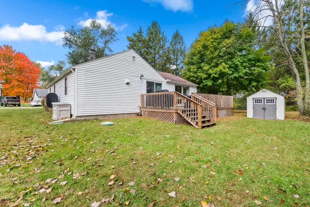 $179,900 | 1125 Hickory Lane, Hillsdale, MI 49242