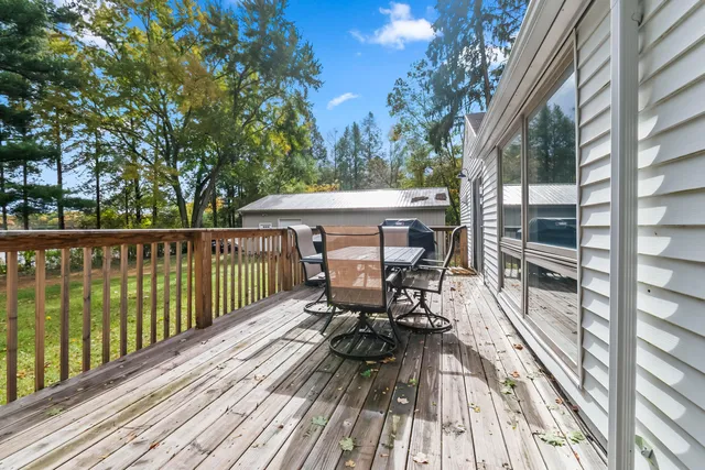 $179,900 | 1125 Hickory Lane, Hillsdale, MI 49242