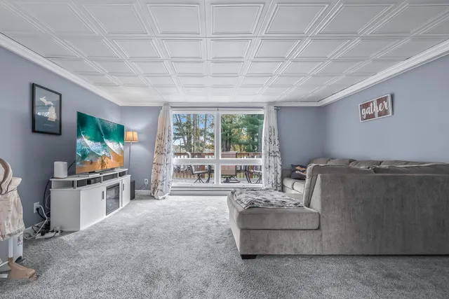 $179,900 | 1125 Hickory Lane, Hillsdale, MI 49242