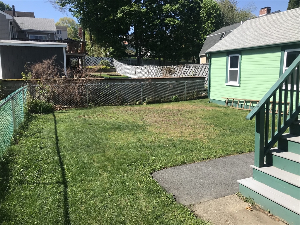 26 Denver Street Saugus, MA 01906 - Photo 4 of 4
