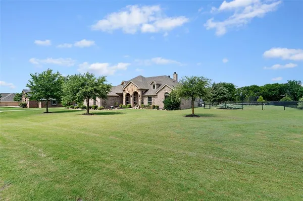 $785,000 | 5044 Dogwood Drive, Celina, TX 75009