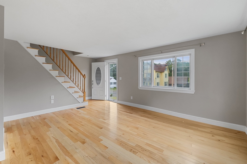 236 South Street Warren, MA 01092 - Photo 6 of 34