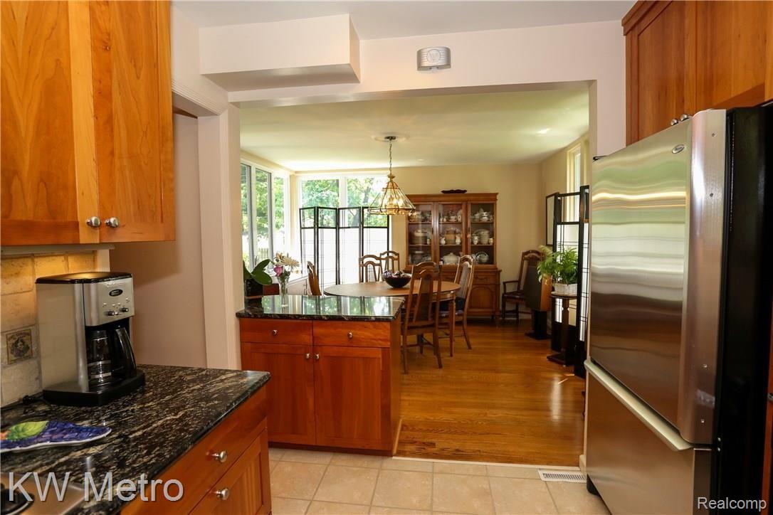 4032 Wakefield Road Berkley, MI 48072 - Photo 9 of 35 Wakefield-9-2.jpg