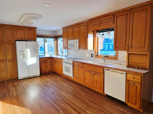 $214,900 | 2103 4th Avenue Southeast, Austin, MN 55912