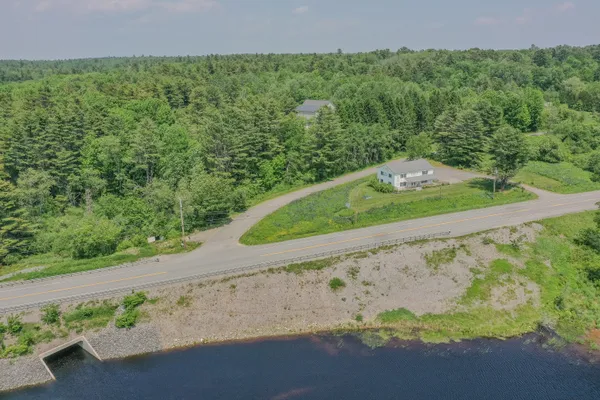 $459,000 | 7 Old Searsport Avenue, Belfast, ME 04915