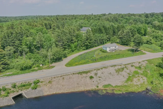 $459,000 | 7 Old Searsport Avenue, Belfast, ME 04915