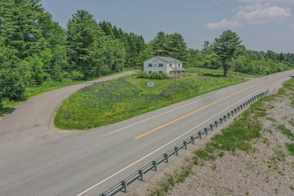 $459,000 | 7 Old Searsport Avenue, Belfast, ME 04915