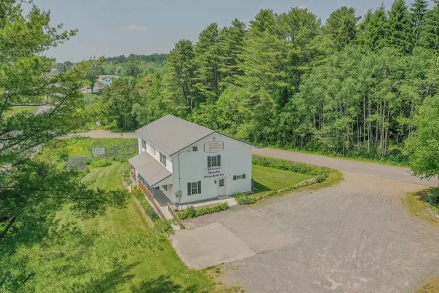 $459,000 | 7 Old Searsport Avenue, Belfast, ME 04915