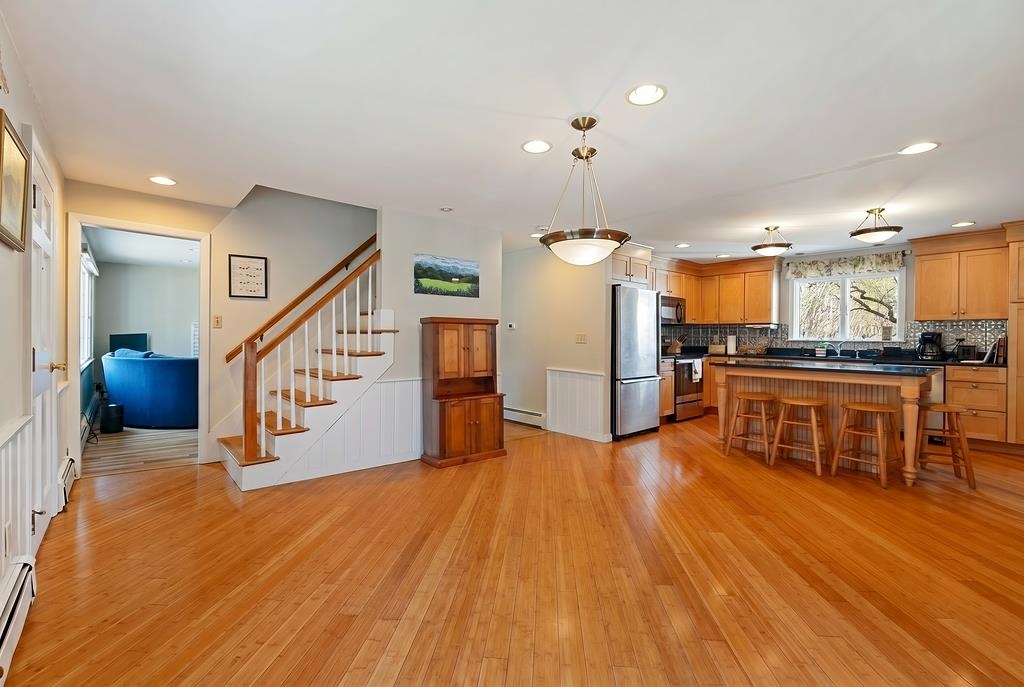 2 Shirley Lane Stratham, NH 03885 - Photo 13 of 36