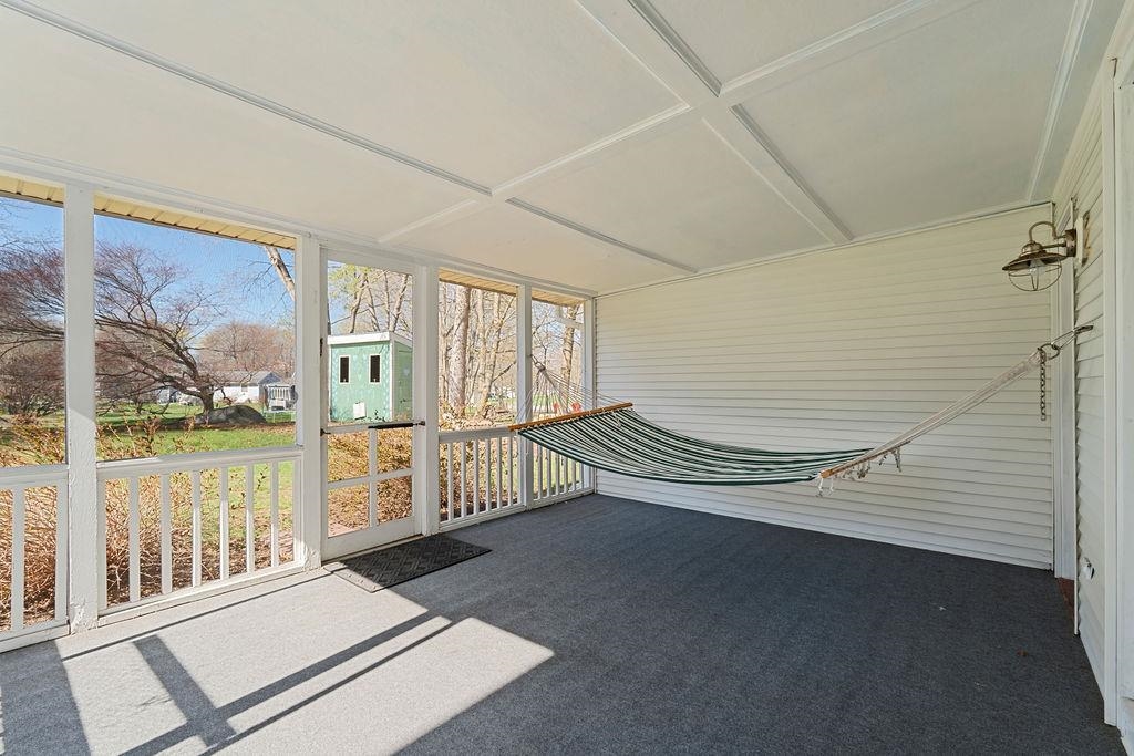 2 Shirley Lane Stratham, NH 03885 - Photo 3 of 36