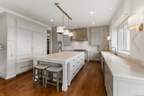 $2,500,000 | 7 Oxford Hall, San Antonio, TX 78209