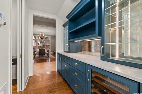 $2,500,000 | 7 Oxford Hall, San Antonio, TX 78209