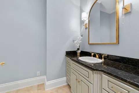 $2,500,000 | 7 Oxford Hall, San Antonio, TX 78209