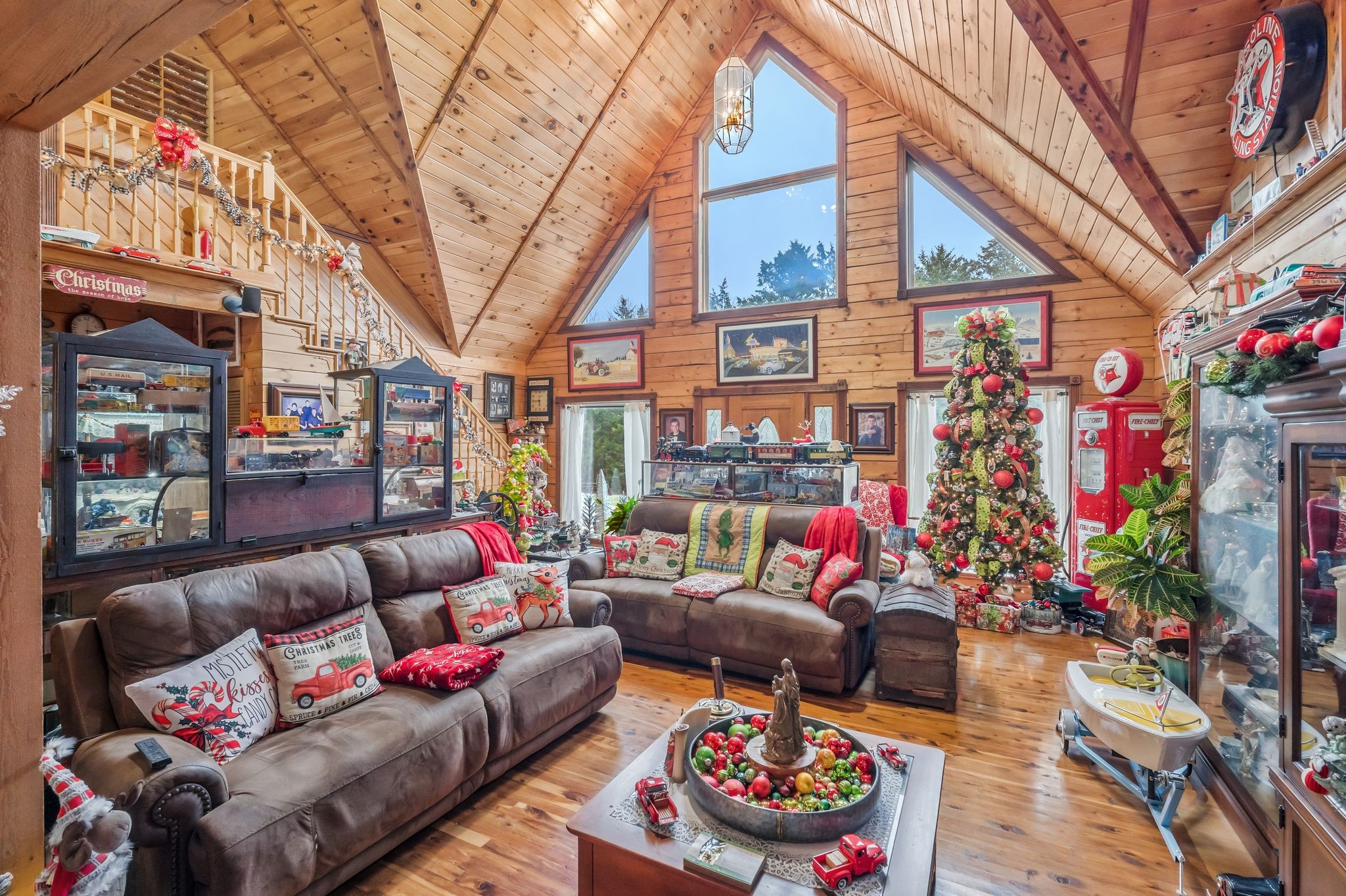 10955 Old Lebanon Road Murfreesboro, TN 37129 - Photo 16 of 100 a outdoor living room with furniture and a potted plant