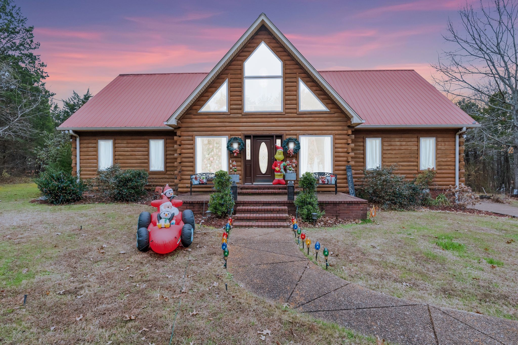 10955 Old Lebanon Road Murfreesboro, TN 37129 - Photo 10 of 100 a front view of a house with garden