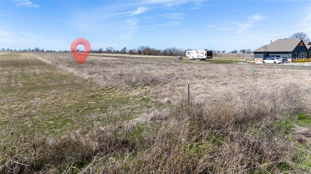 640 County Road 379 Decatur, TX 76234 - Photo 14 of 25 a view of a dry yard with wooden fence